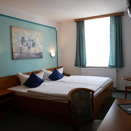 Hotel Garni Brauhof Niederwiesa מראה חיצוני תמונה
