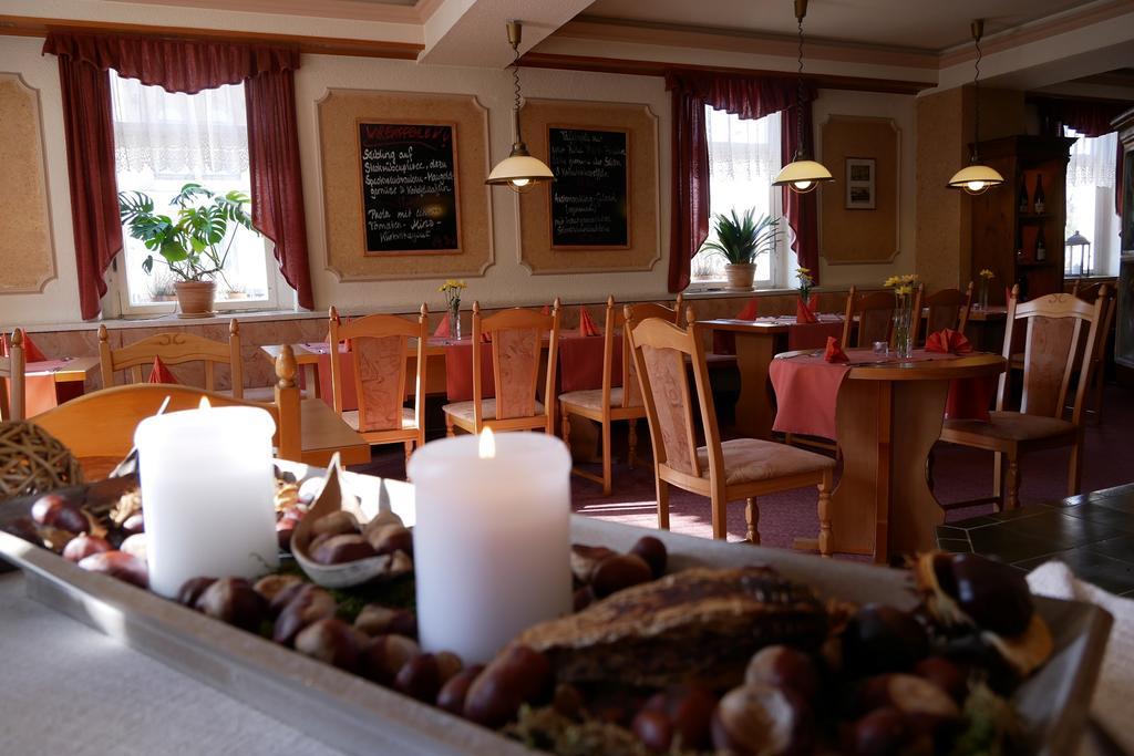 Hotel Garni Brauhof Niederwiesa מראה חיצוני תמונה